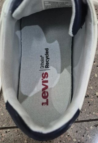 Zapatillas Levi's Blancas