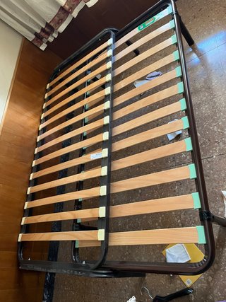 2 Somieres metálicos y de madera, escucho ofertas