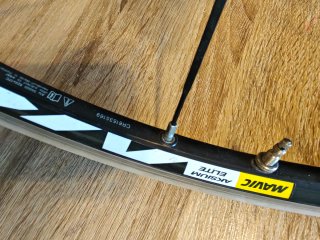 Ruedas Mavic Aksium Elite