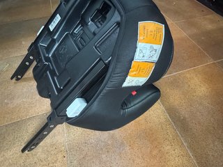 Alzador coche con Isofix como nuevo