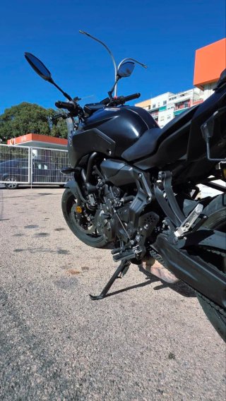Yamaha MT- 07 ABS