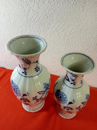 Coppia vasi porcellana Danubio Blue Giappone