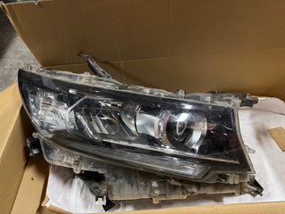 Faro Delantero Derecho Toyota Land Cruiser