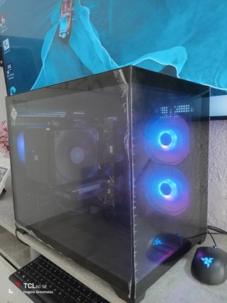 PC Gamer i7 13700K RTX 4060Ti 16GB RAM M.2 1TB