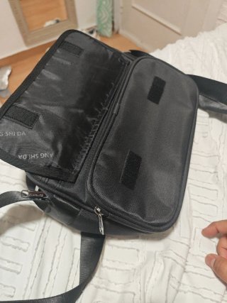Maletín mediano para tablet o cámara