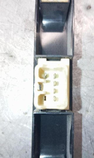 Interruptor elevalunas del der suzuki vitara 42980
