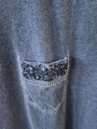 Camiseta Tommy Hilfiger azul con lentejuelas