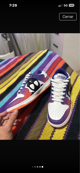 Zapatillas Butnot Morado y Blanco