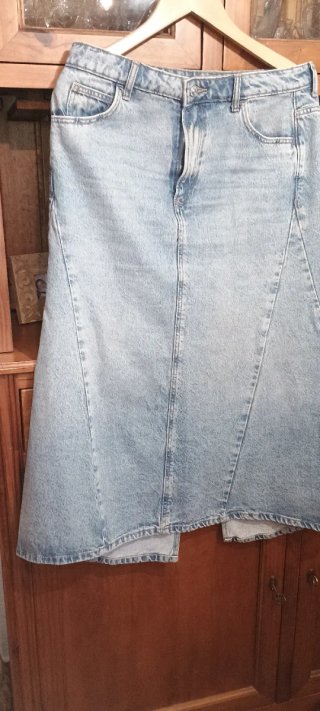 Falda midi vaquera Mango Talla M evasé