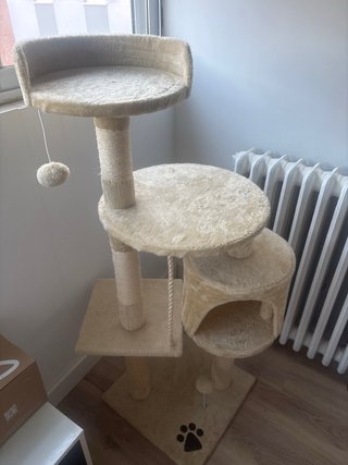 Árbol para gato de felpa