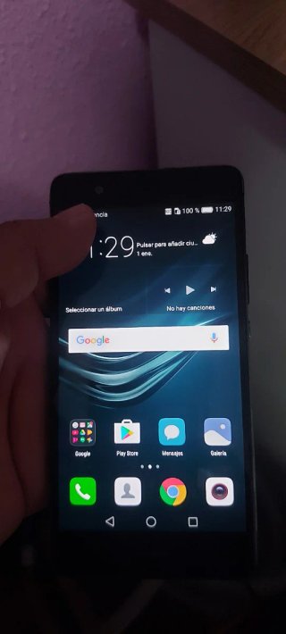 2 Teléfonos Huawei y Motorola Negros 60 por los 2