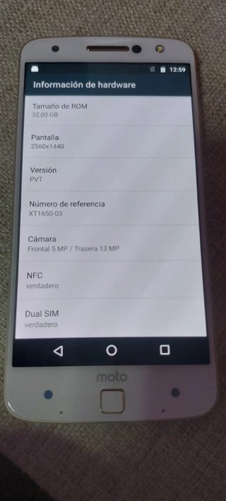 2 Teléfonos Huawei y Motorola Negros 60 por los 2
