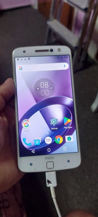 2 Teléfonos Huawei y Motorola Negros 60 por los 2