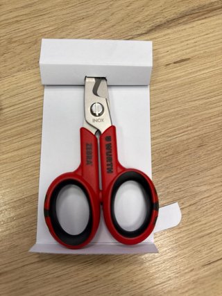 Tijeras Electricista Wurth con Pelacables