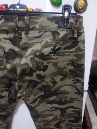 Pantaloni mimetici donna Miss Swan