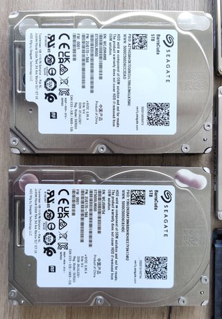 8x Discos Duros SATA 2.5 y 3.5 DEFECTUOSOS