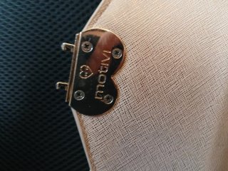 Borsa tracolla elegante beige oro