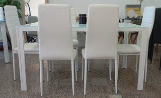 Mesa ̈Comedor + ̈6 ̈ Sillas Blancas. ¡ECONÓMICA!