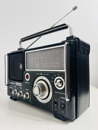 Radio Lloytron Pathfinder Multibanda
