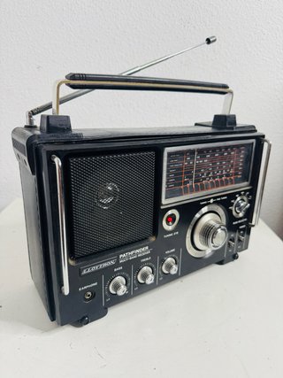 Radio Lloytron Pathfinder Multibanda