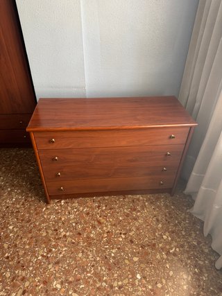 Mueble Cajonera de madera con cristal