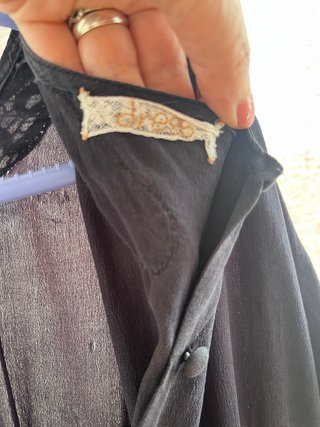 Vestido azul marino con encaje talla S