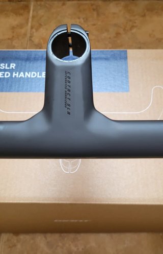 Manillar Integrado Giant Contact SLR Carbono