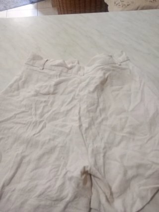 Pantaloncino donna in lino beige
