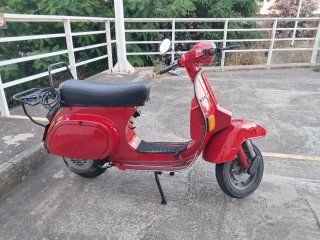 Vespa PK 125 Roja Manual