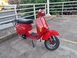 Vespa PK 125 Roja Manual