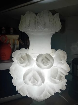 Lámpara de mesa mármol blanco con rosas no envio