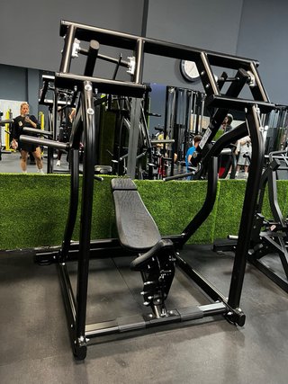 Titanium Press Hombro Inclinado Isolateral