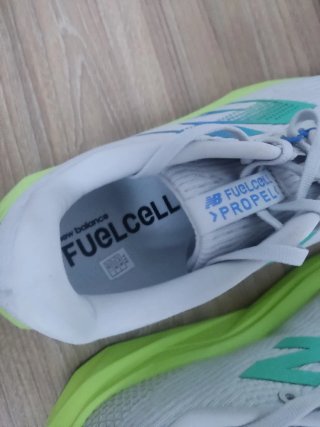 Zapatillas New Balance FuelCell Propel v5