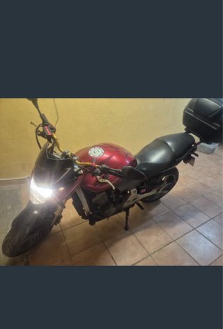 Honda Hornet CB600F 102cv Negra/Roja