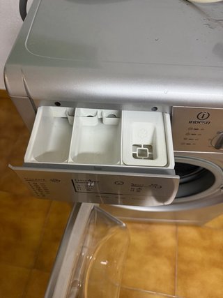 Lavadora Secadora Indesit