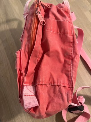 Mochila Fjällräven Kånken Rosa 7L