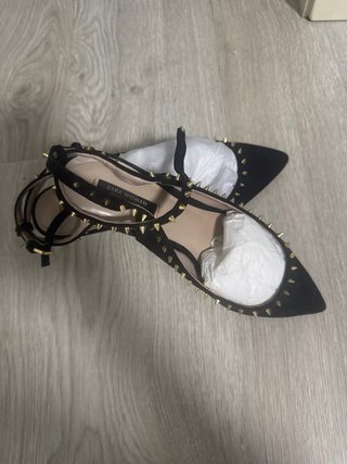 Zapatos de fiesta Zara negros con tachuelas