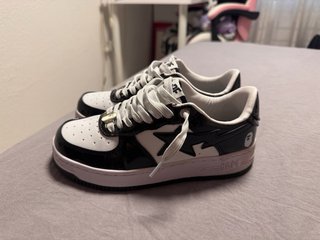 Zapatillas BAPE Negras y Blancas (Falsas sin caja)