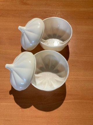 Set di contenitori da cucina a forma di frutta e verdura