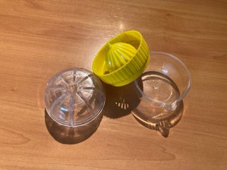 Set di contenitori da cucina a forma di frutta e verdura