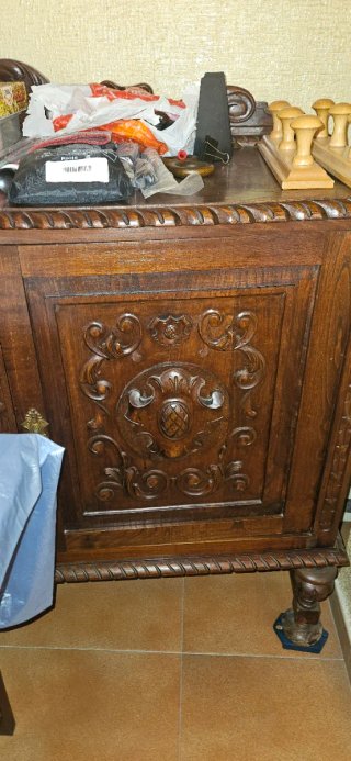 Comedor roble antiguo tallado