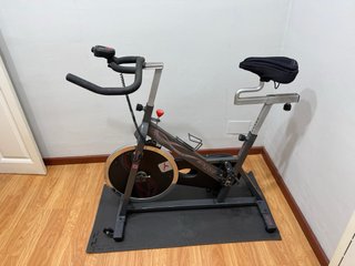 Bicicleta Estática Spinning.