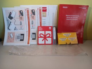 Nintendo 3DS Coral Pink con scatola e manuali