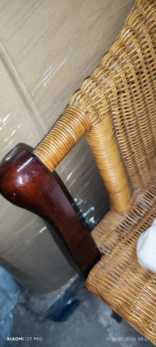 Bellissimo divano in vimini e legno di design