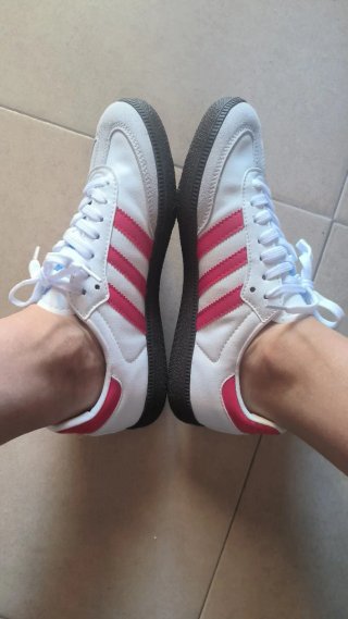 Zapatillas Adidas Samba Blancas y Rojas