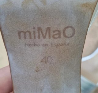 Sandalias de tacón Mimao plateadas