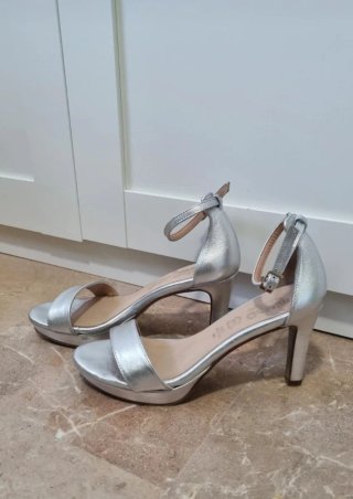 Sandalias de tacón Mimao plateadas