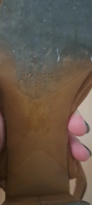 Sandalias de piel marrones