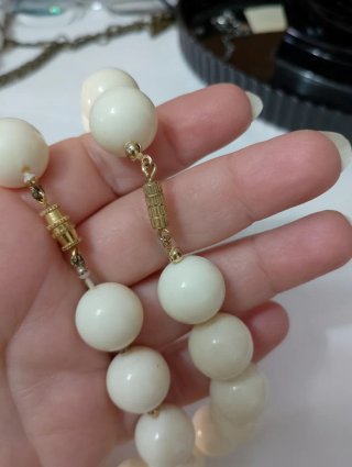 Set 2 collane vintage simil avorio