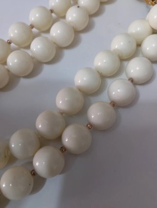 Set 2 collane vintage simil avorio